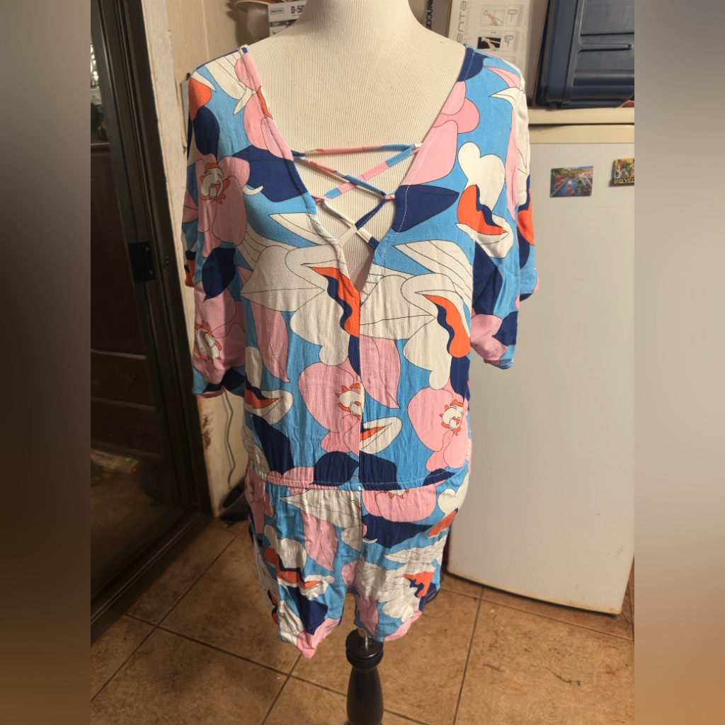 Preowned Ava Sky Rompers One Piece Hawaiian Print Womens M Multicolored Preowned Ava Sky Rompers One Piece Hawaiian Print Womens M Multicolored